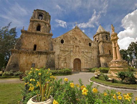 places to visit in iloilo province